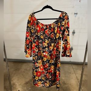 Speed Control Size 1X Floral Dress with Bell Sleeves